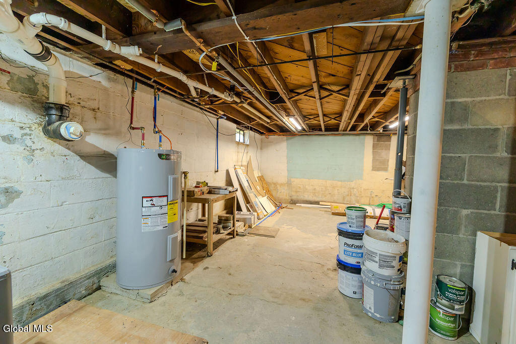 859 Putnam Road Schenectady NY 12306
