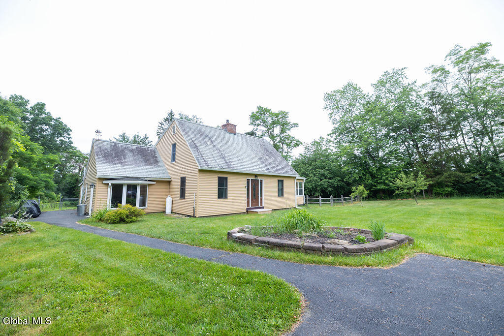 859 Putnam Road Schenectady NY 12306