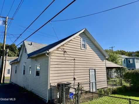 30 122nd Street Troy NY 12182