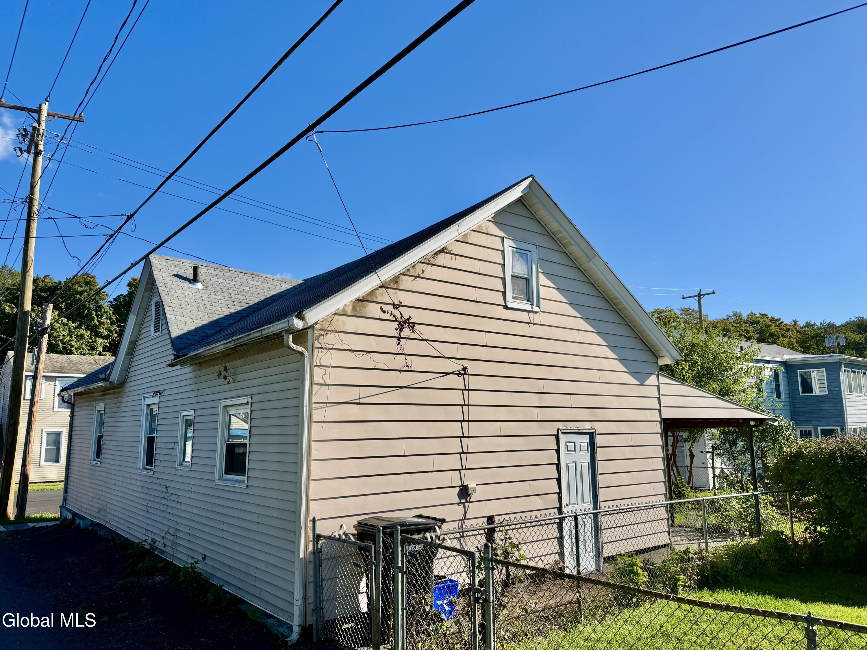 30 122nd Street Troy NY 12182