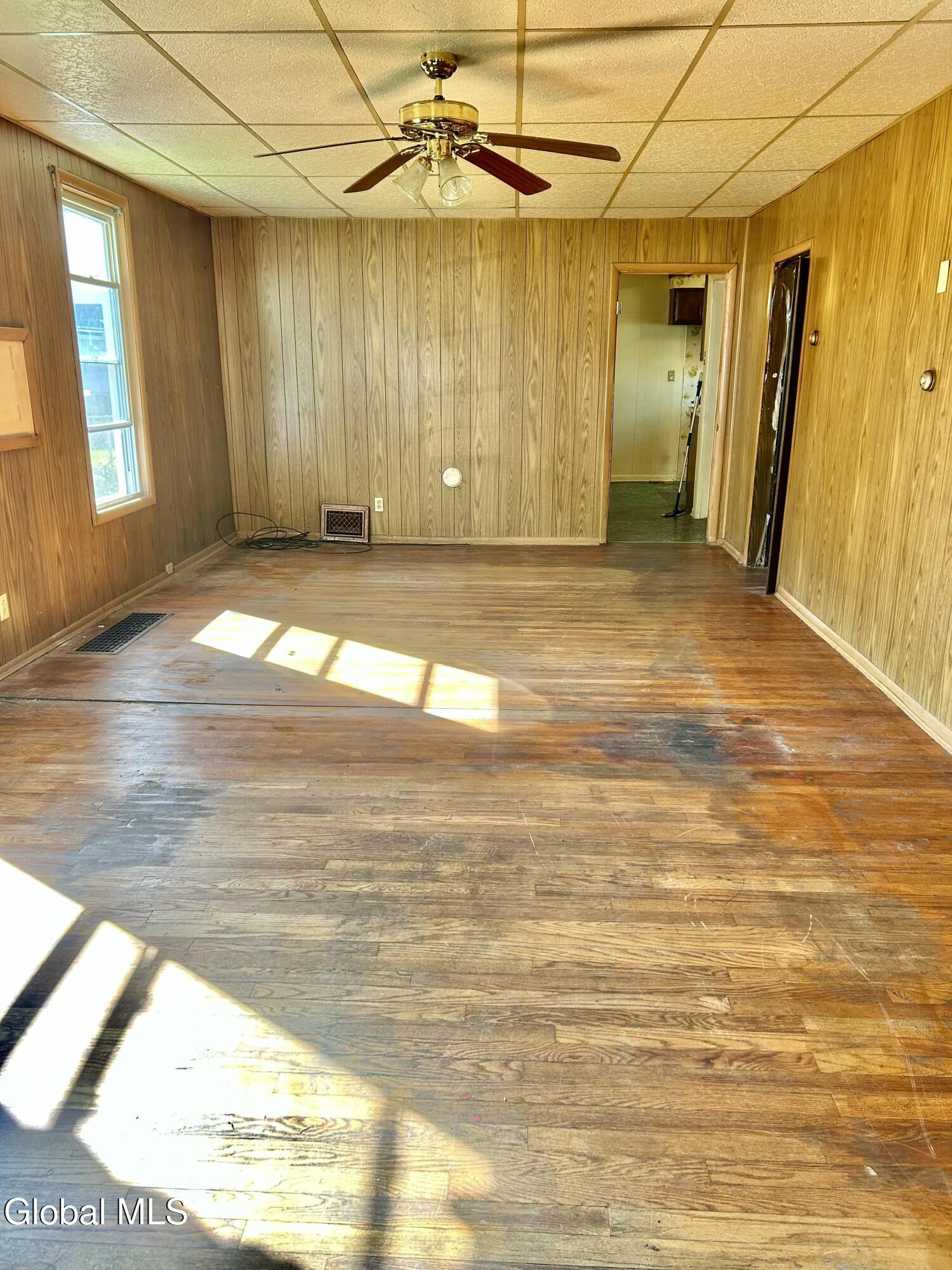 30 122nd Street Troy NY 12182
