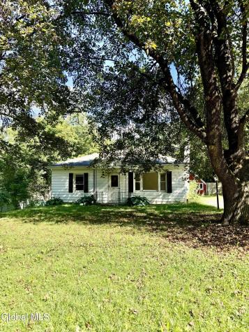 125 Dunsbach Ferry Road Colonie NY 12047