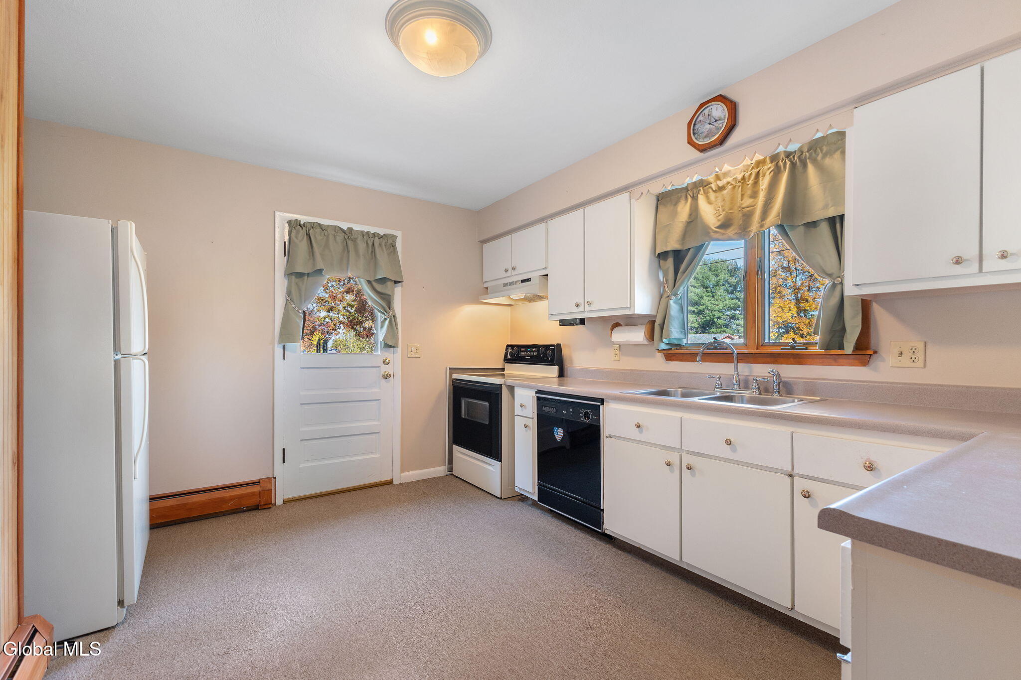 85 Woodlawn Drive Ravena NY 12143