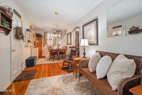 33 Evelyn Avenue Amsterdam NY 12010