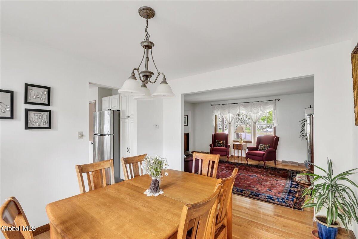 8A Jean Place Schenectady NY 12303