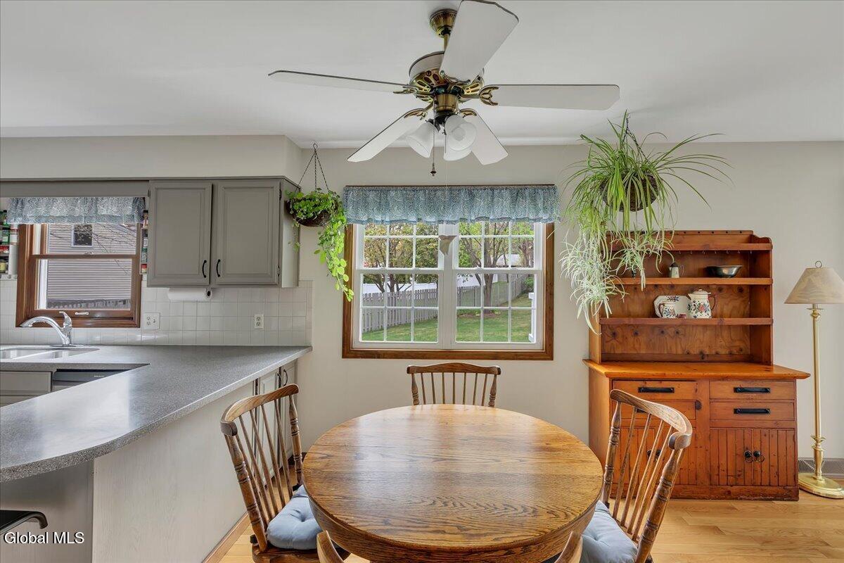 8A Jean Place Schenectady NY 12303