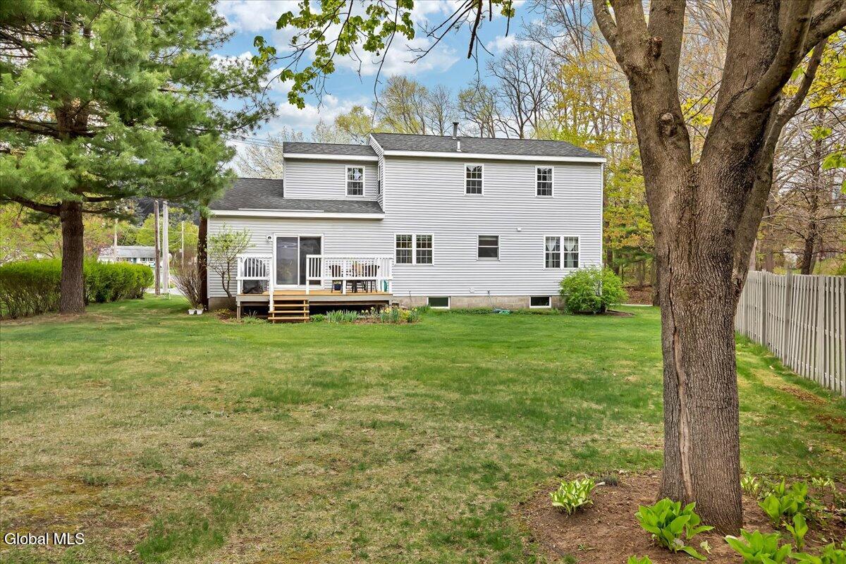 8A Jean Place Schenectady NY 12303
