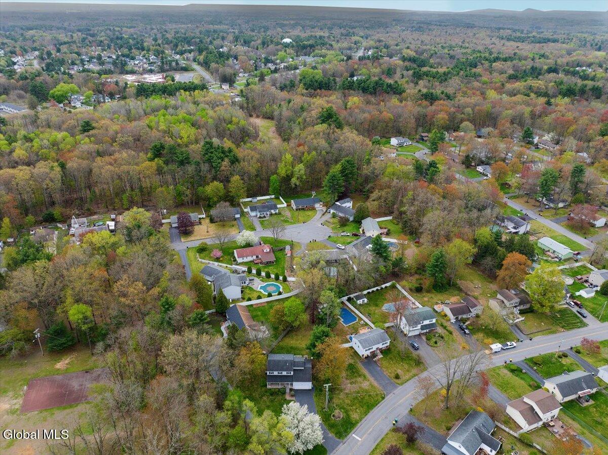 8A Jean Place Schenectady NY 12303