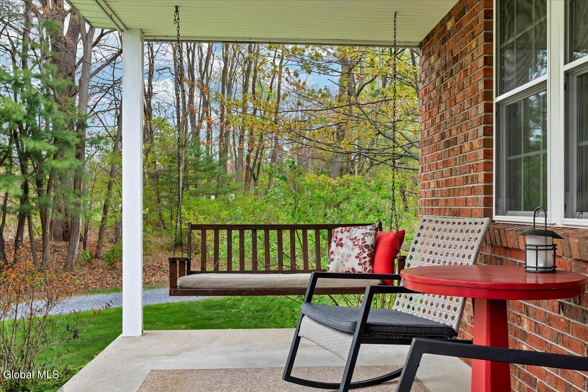 8A Jean Place Schenectady NY 12303