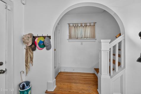 1068 Lexington Avenue Schenectady NY 12309