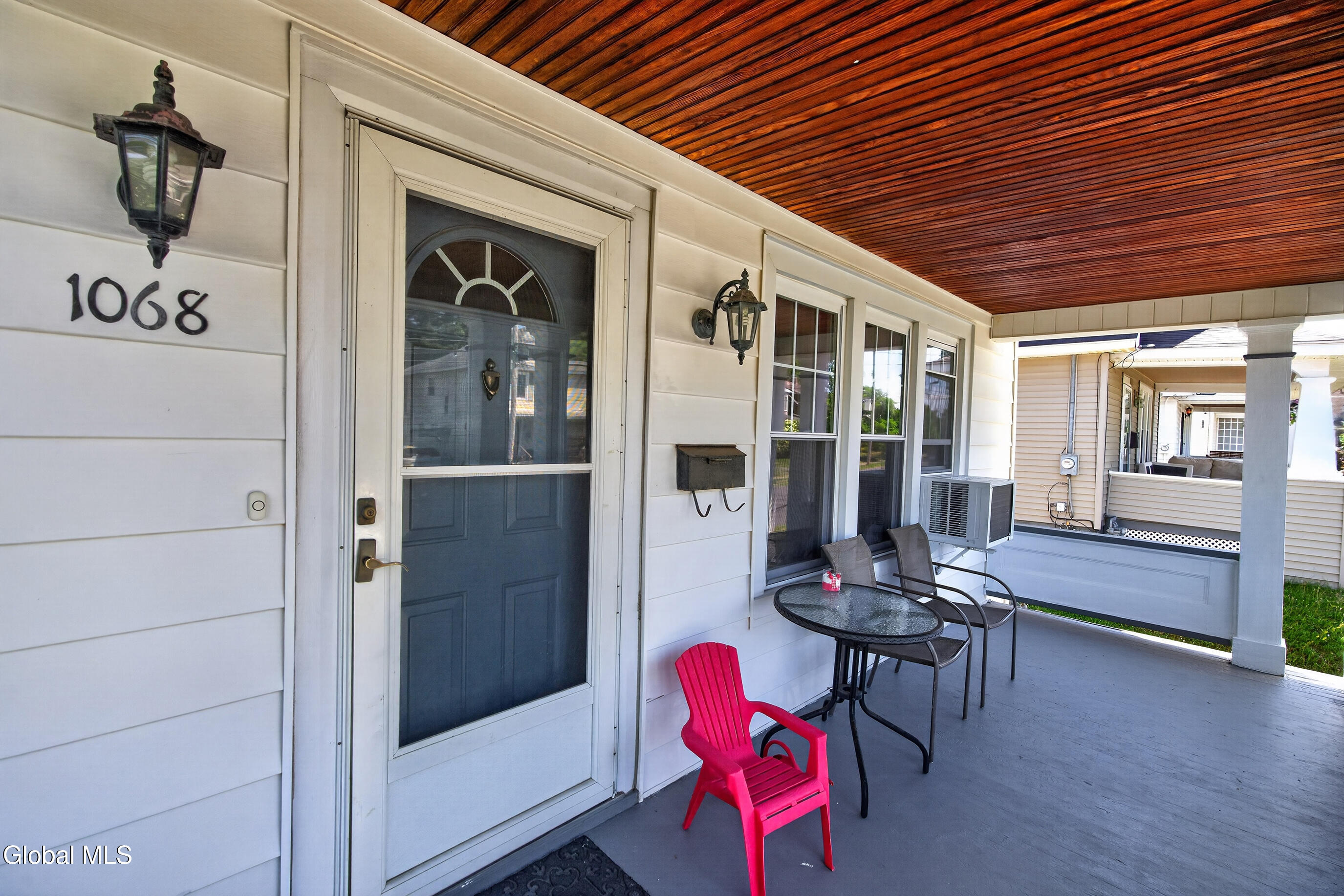 1068 Lexington Avenue Schenectady NY 12309