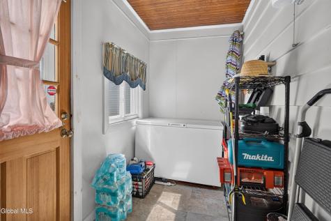 1068 Lexington Avenue Schenectady NY 12309