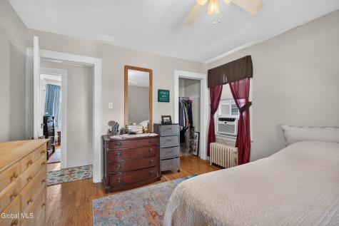 1068 Lexington Avenue Schenectady NY 12309