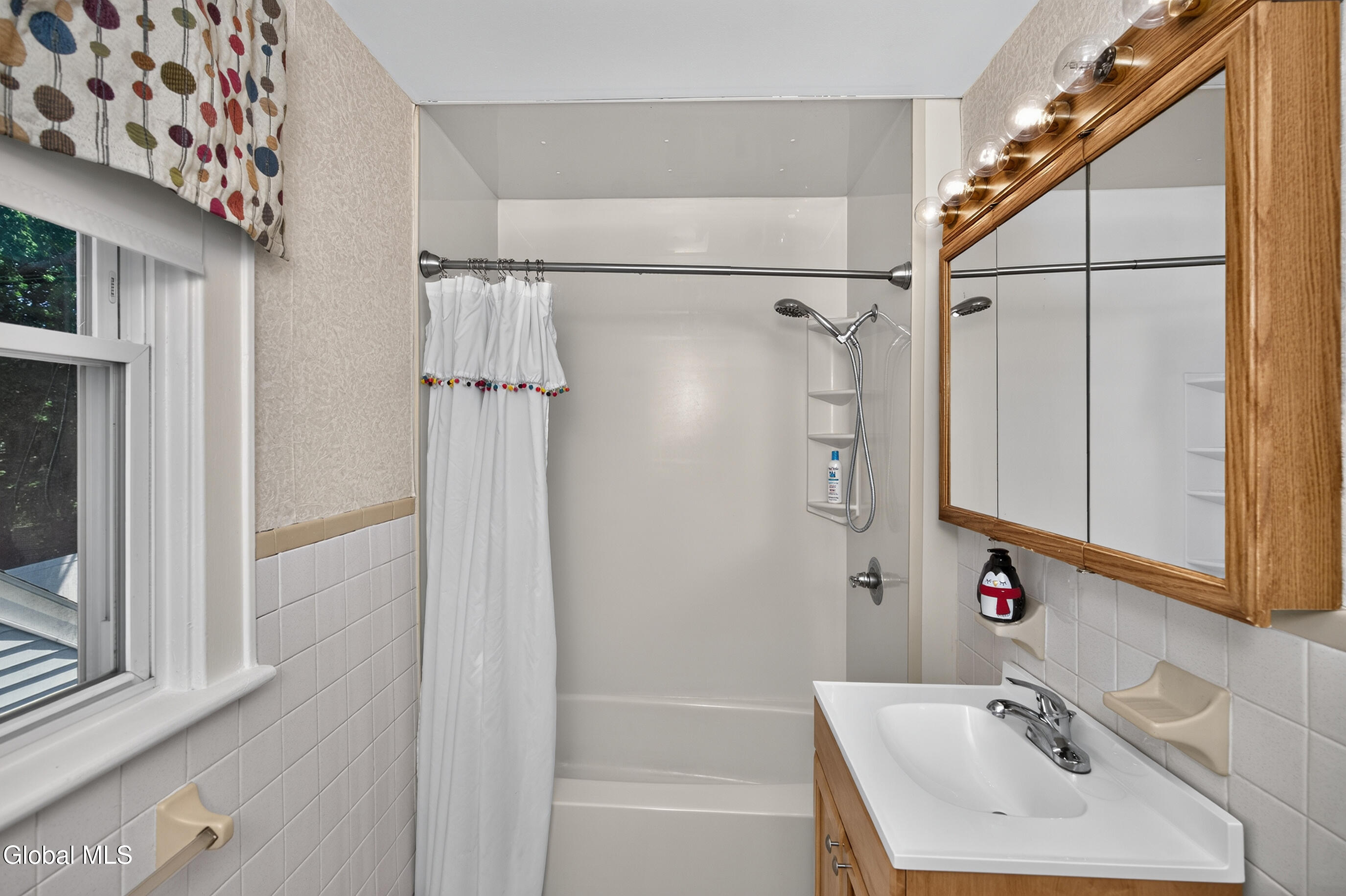 1068 Lexington Avenue Schenectady NY 12309