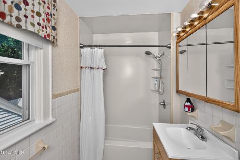 1068 Lexington Avenue Schenectady NY 12309