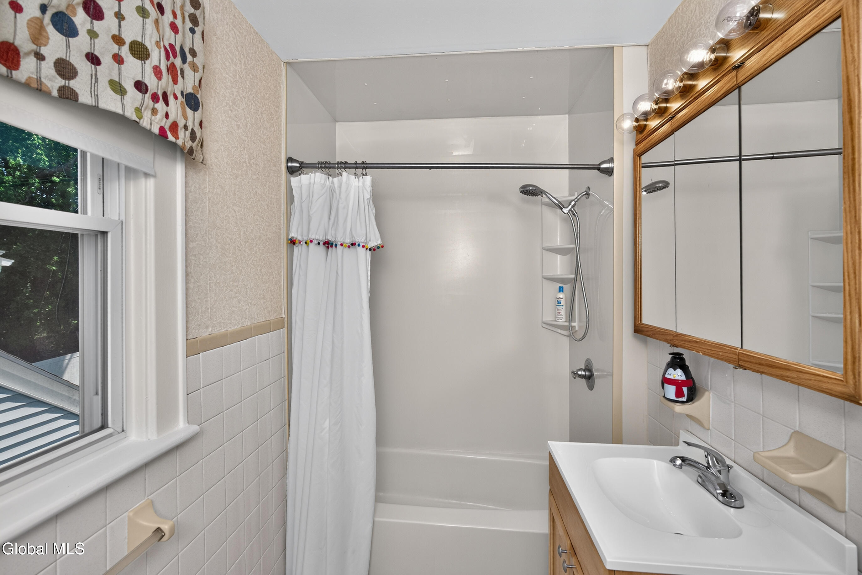 1068 Lexington Avenue Schenectady NY 12309