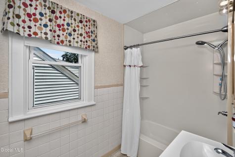 1068 Lexington Avenue Schenectady NY 12309
