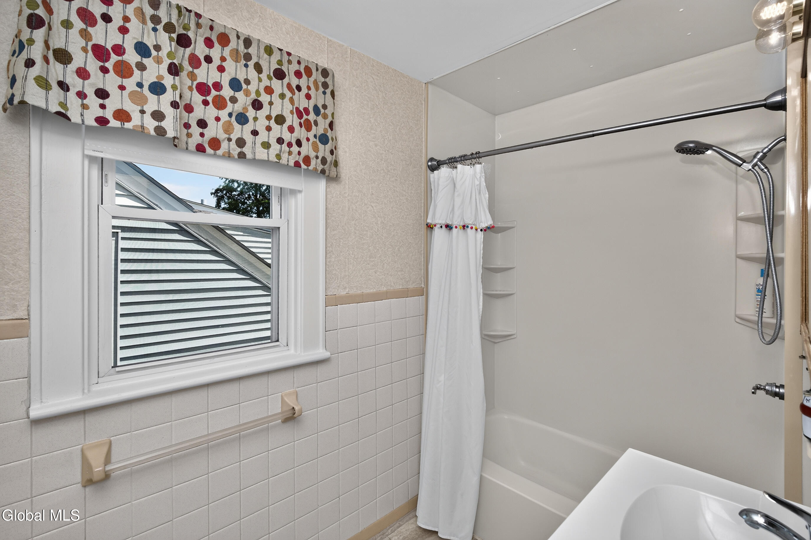 1068 Lexington Avenue Schenectady NY 12309