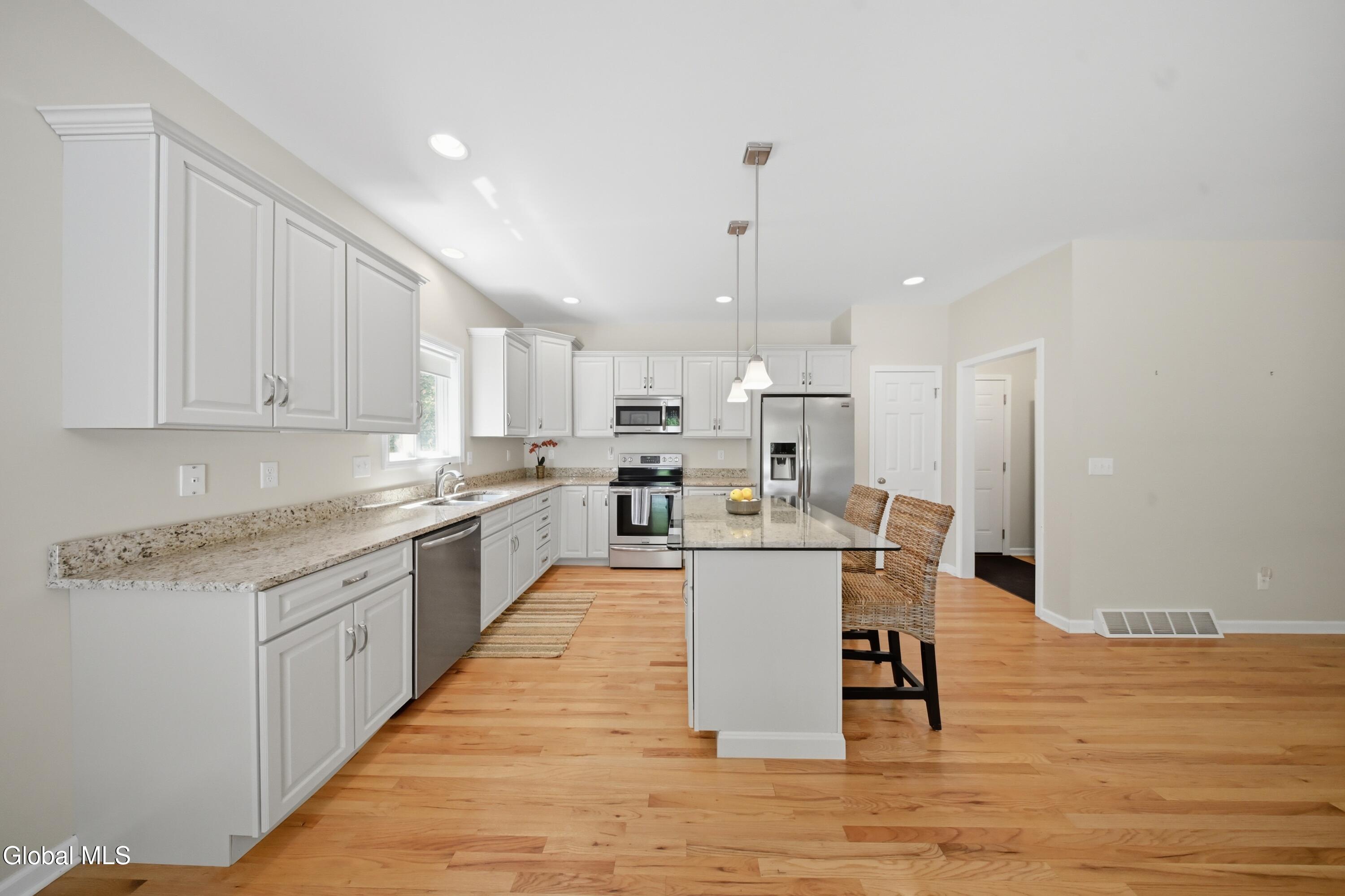 24 Morocco Lane Schenectady NY 12304