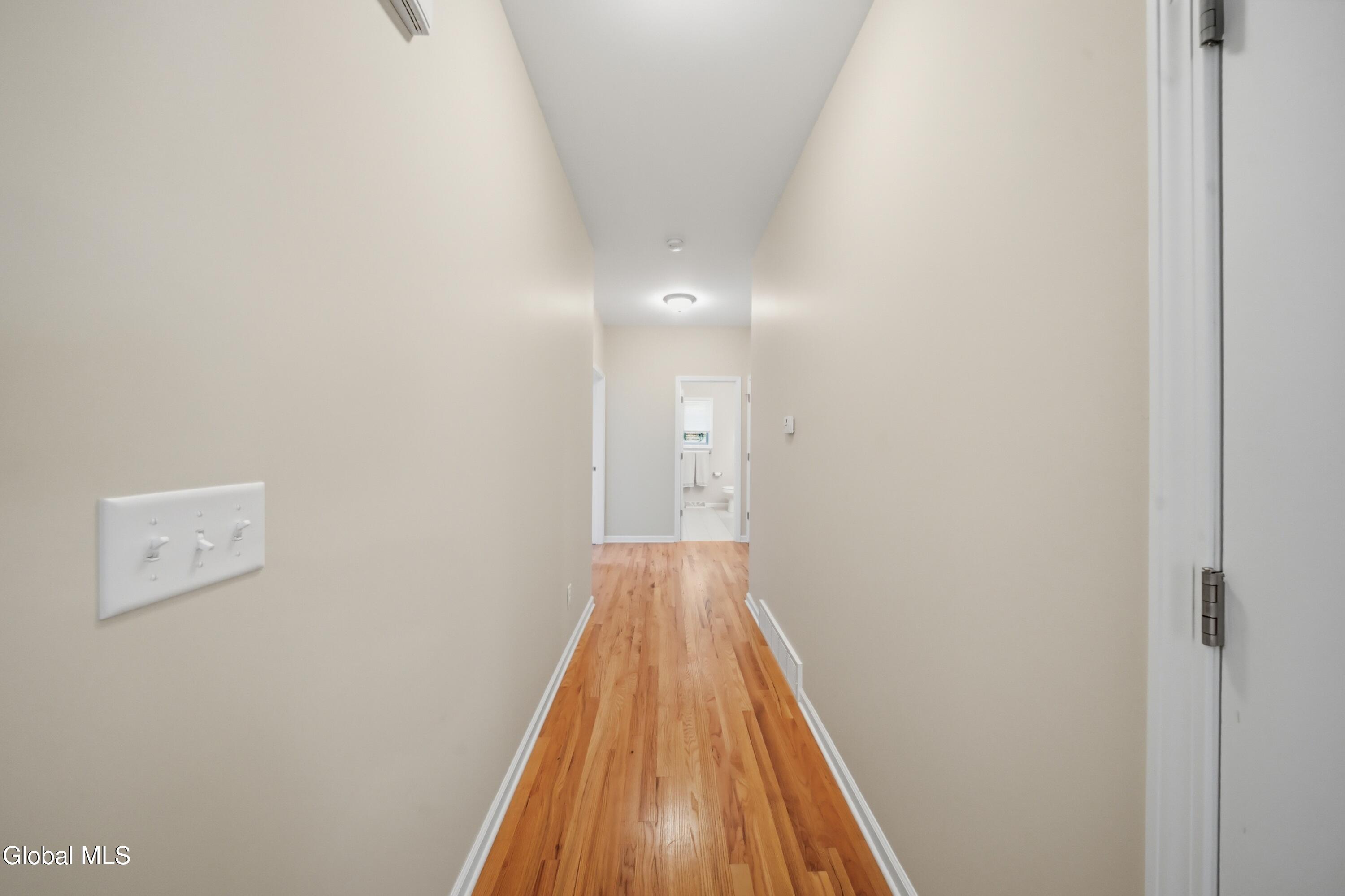 24 Morocco Lane Schenectady NY 12304