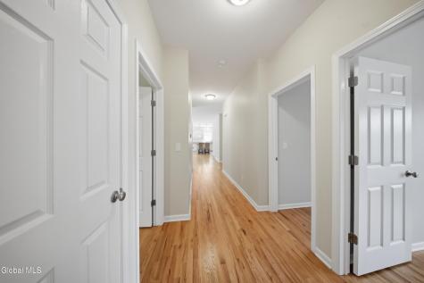 24 Morocco Lane Schenectady NY 12304