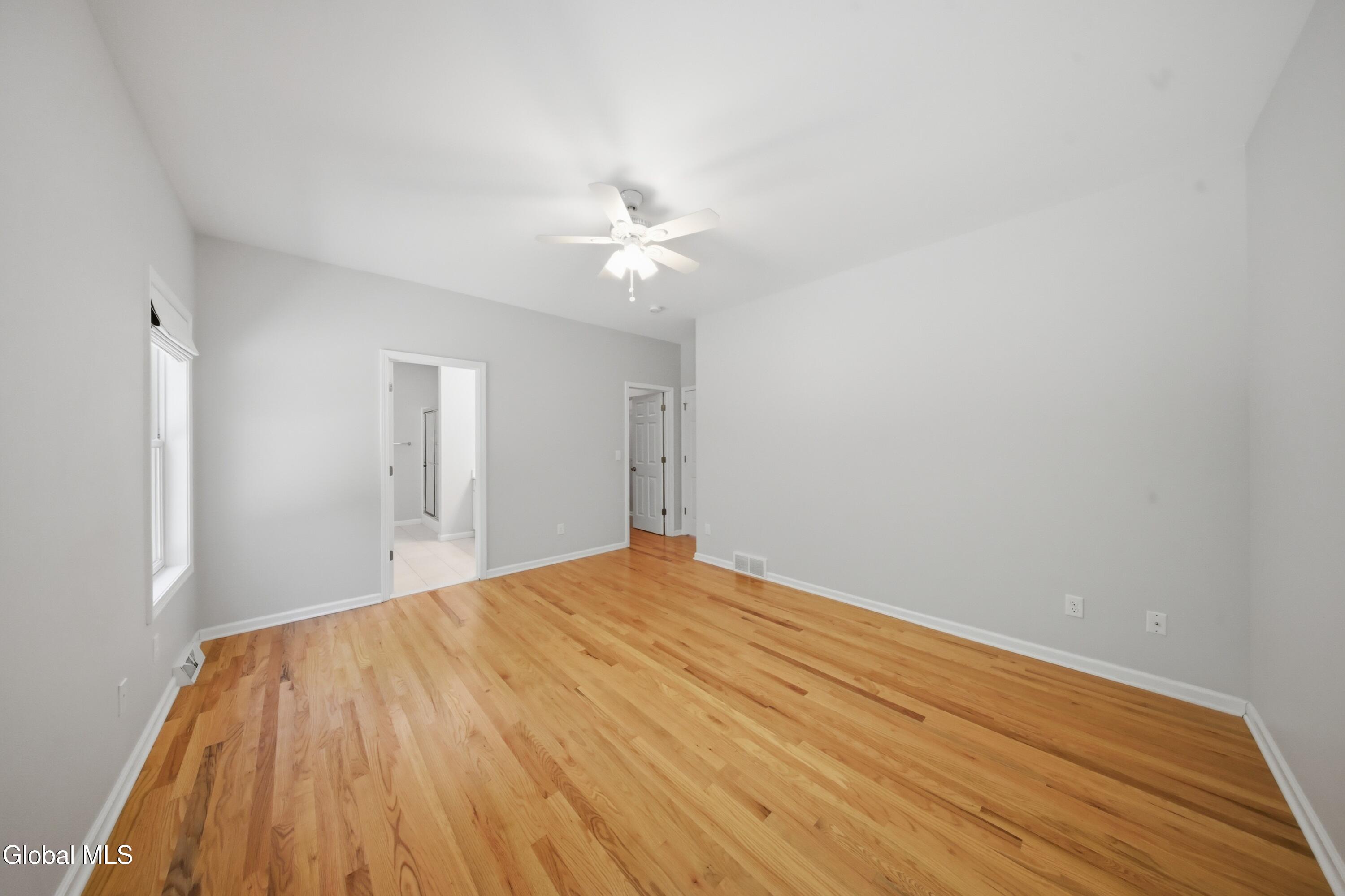 24 Morocco Lane Schenectady NY 12304