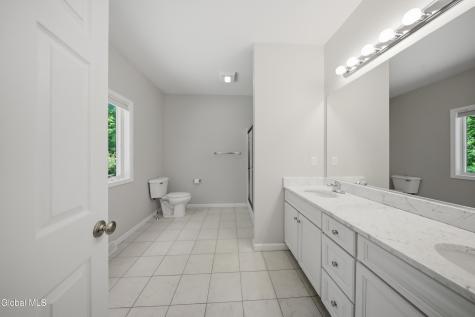 24 Morocco Lane Schenectady NY 12304