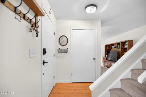 8 Yandell Yard Gansevoort NY 12831