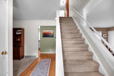 8 Yandell Yard Gansevoort NY 12831