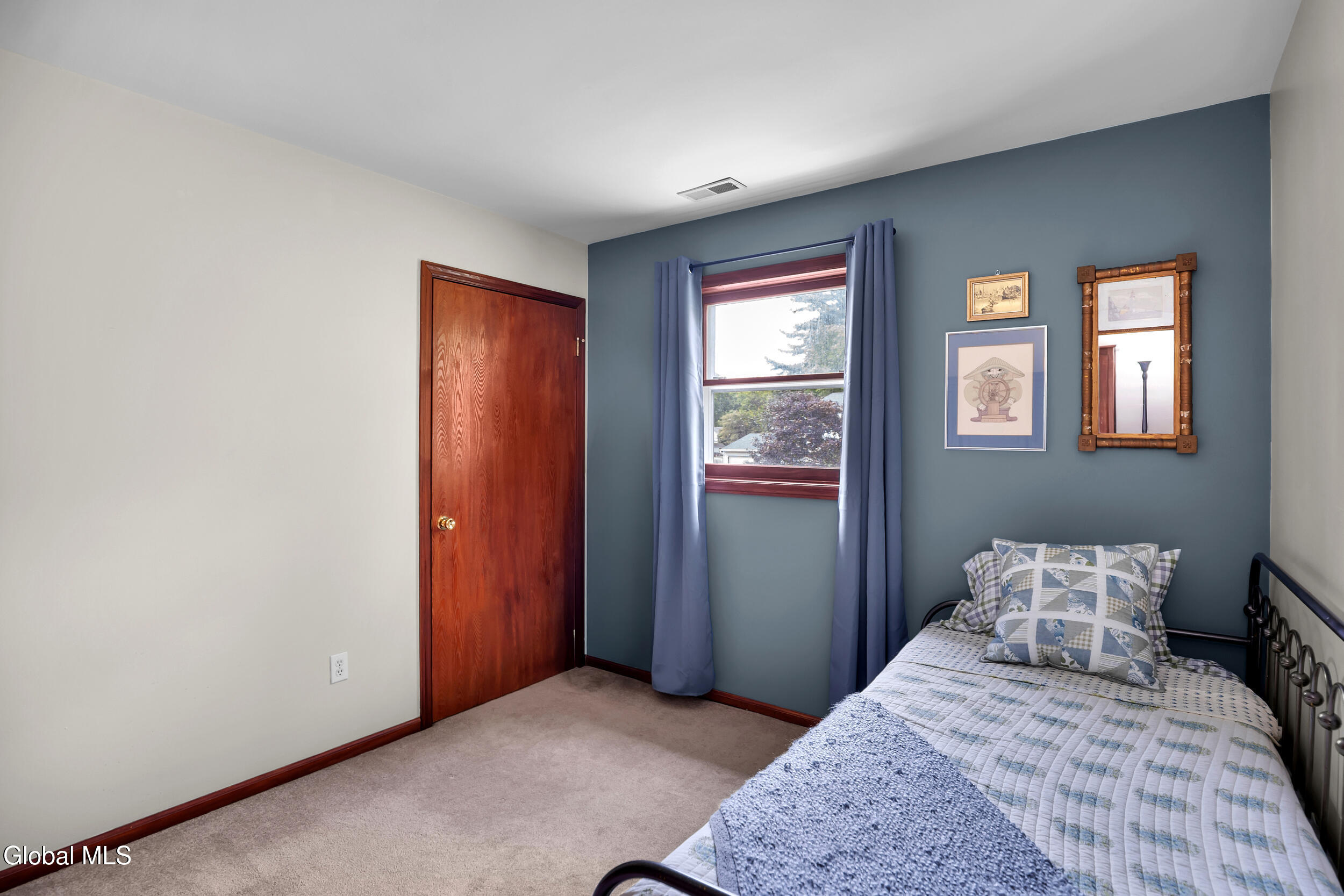 8 Yandell Yard Gansevoort NY 12831