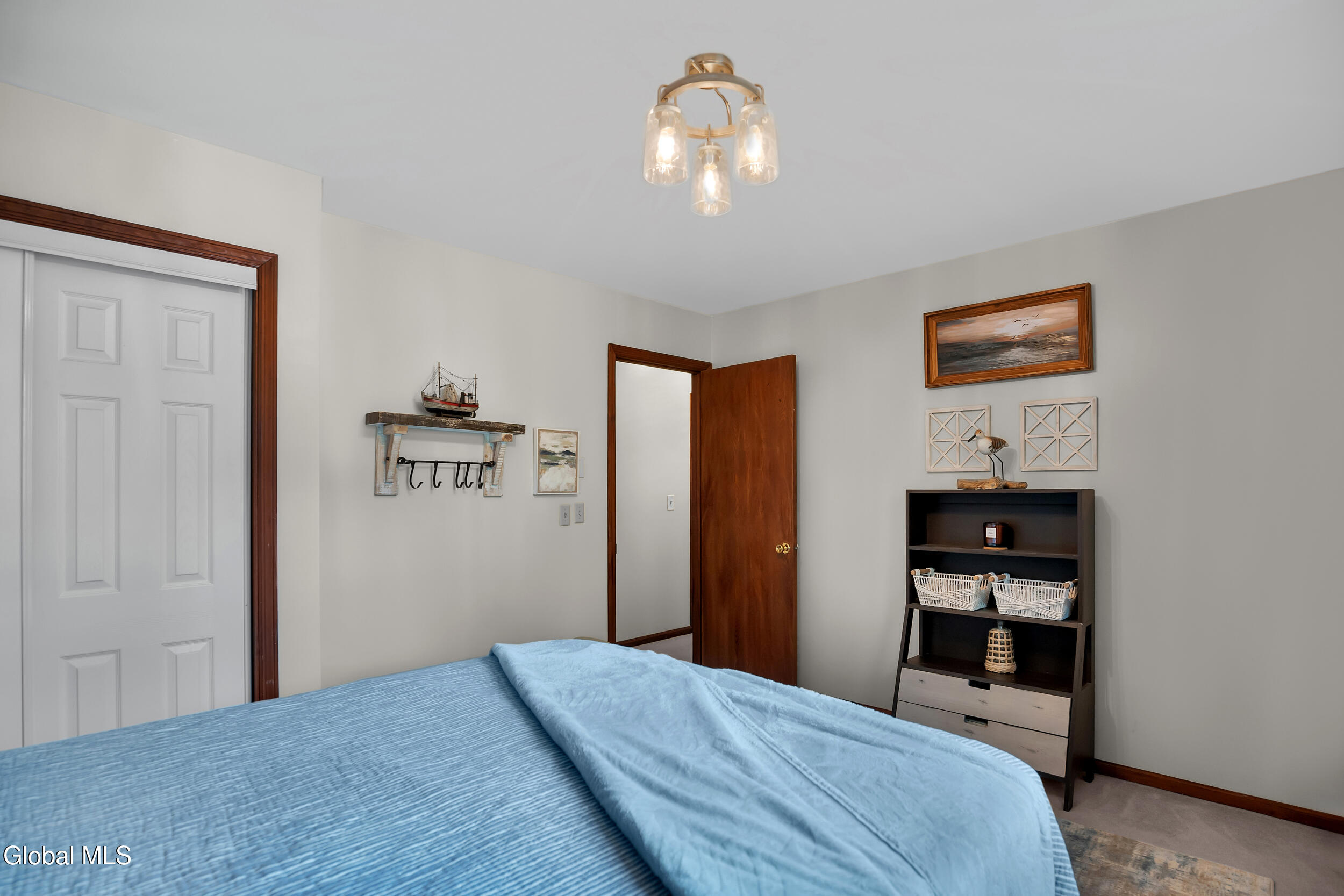 8 Yandell Yard Gansevoort NY 12831