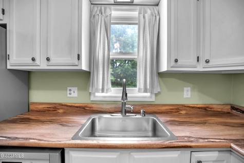 8 Yandell Yard Gansevoort NY 12831