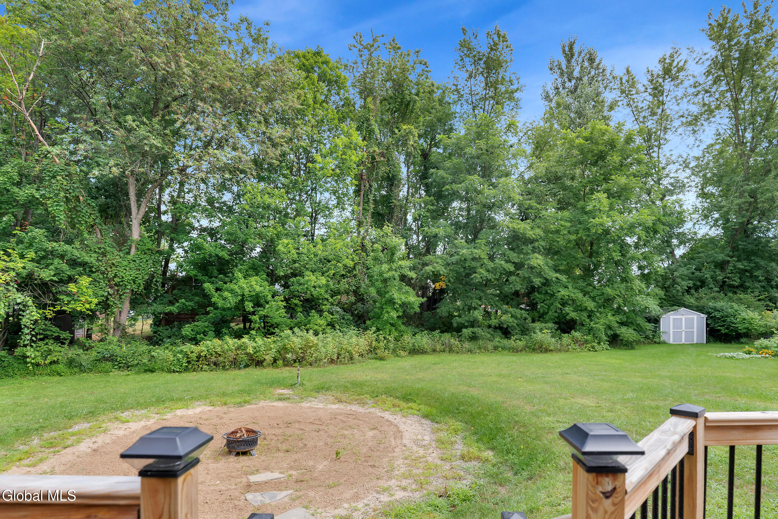 8 Yandell Yard Gansevoort NY 12831