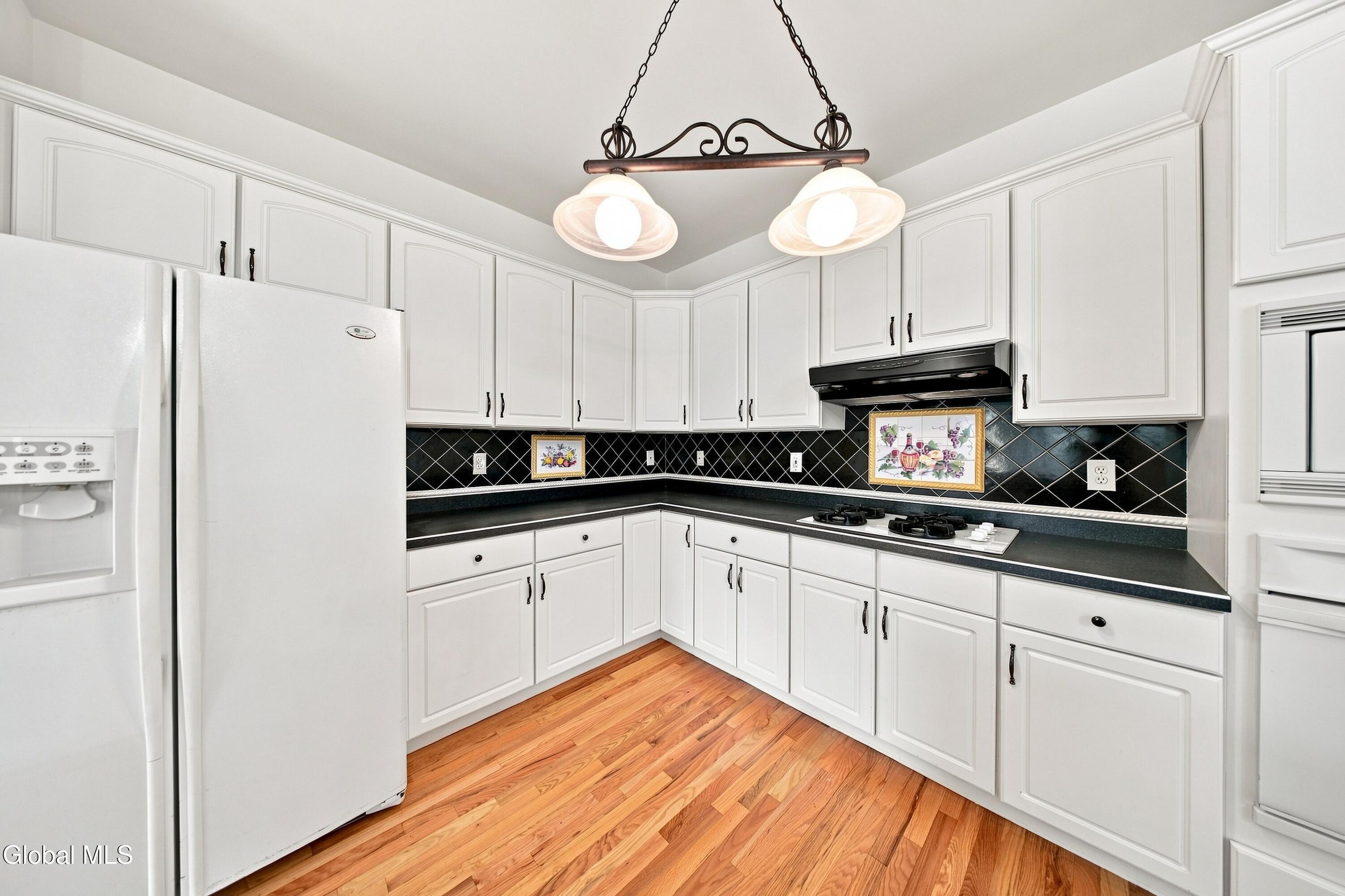 6 Sawyer Place Cohoes NY 12047