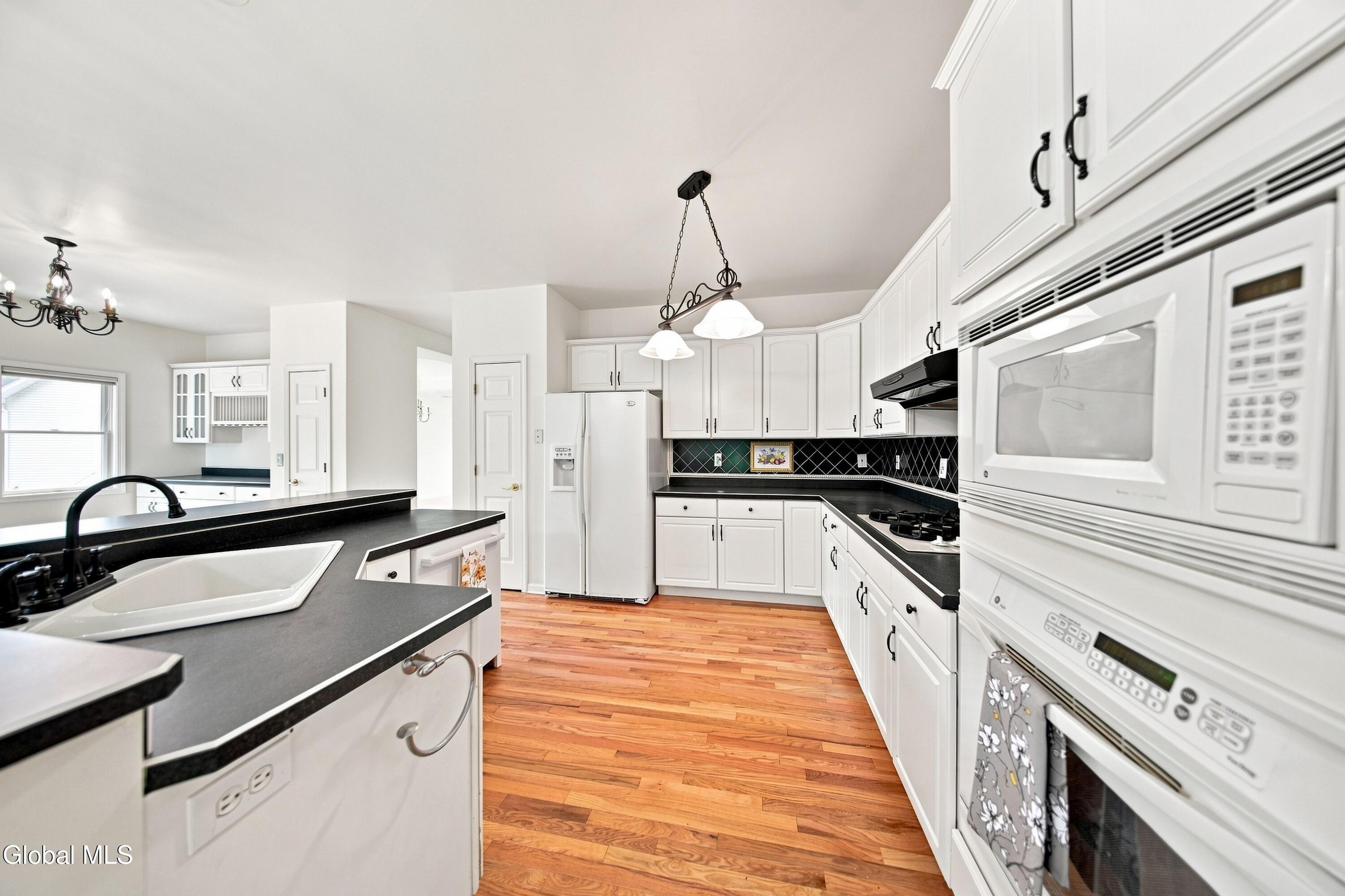 6 Sawyer Place Cohoes NY 12047