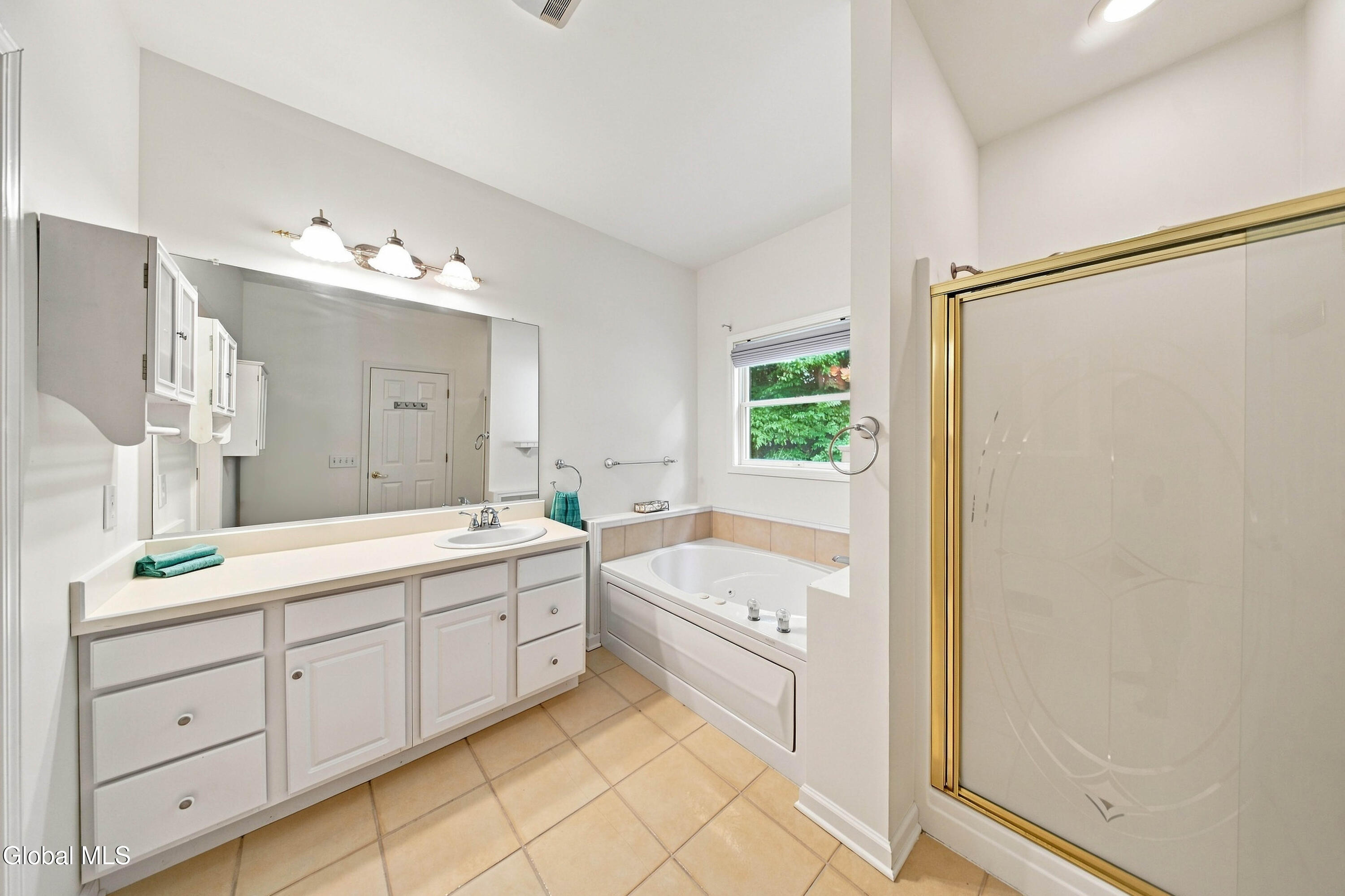 6 Sawyer Place Cohoes NY 12047