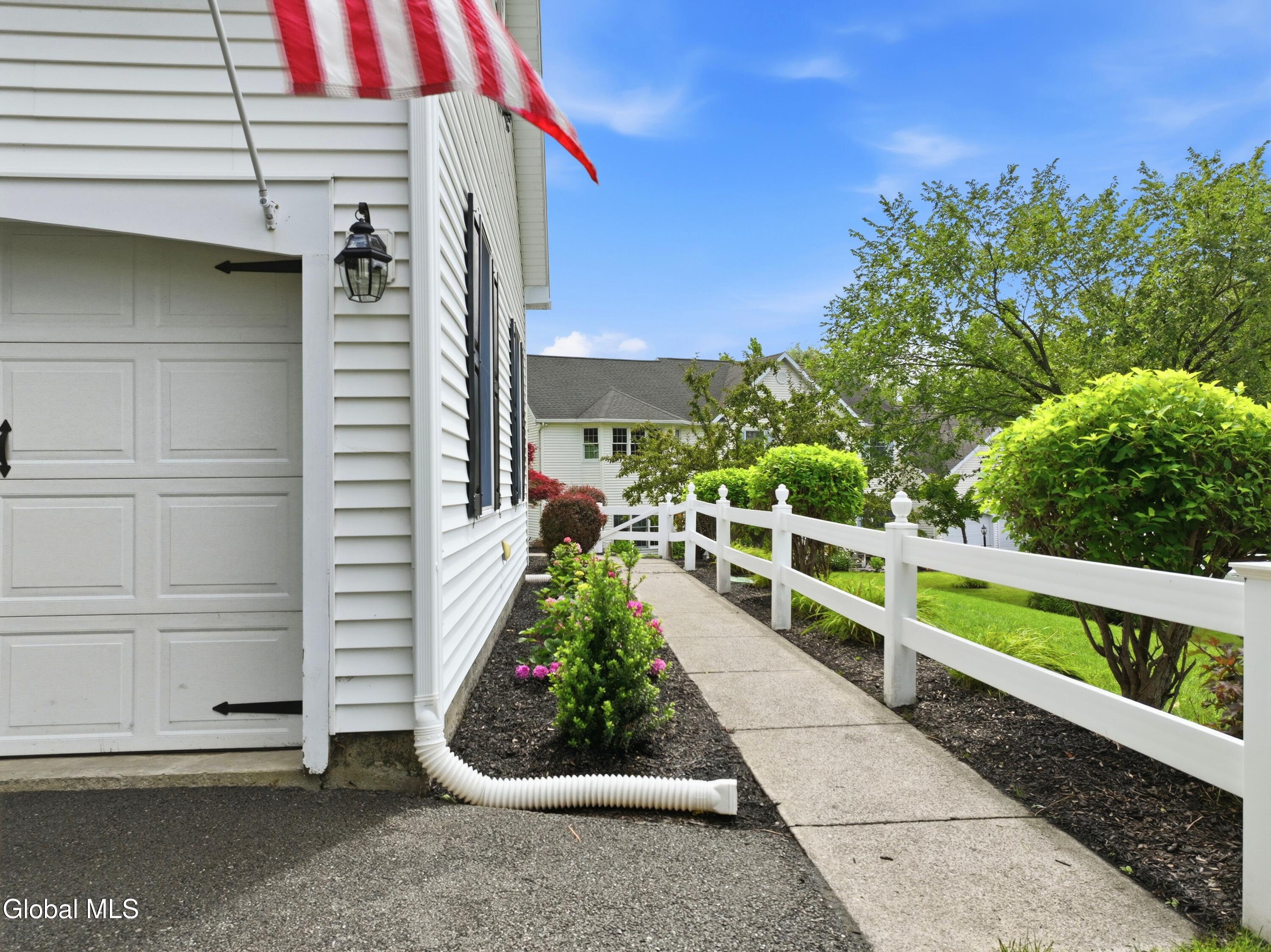 6 Sawyer Place Cohoes NY 12047