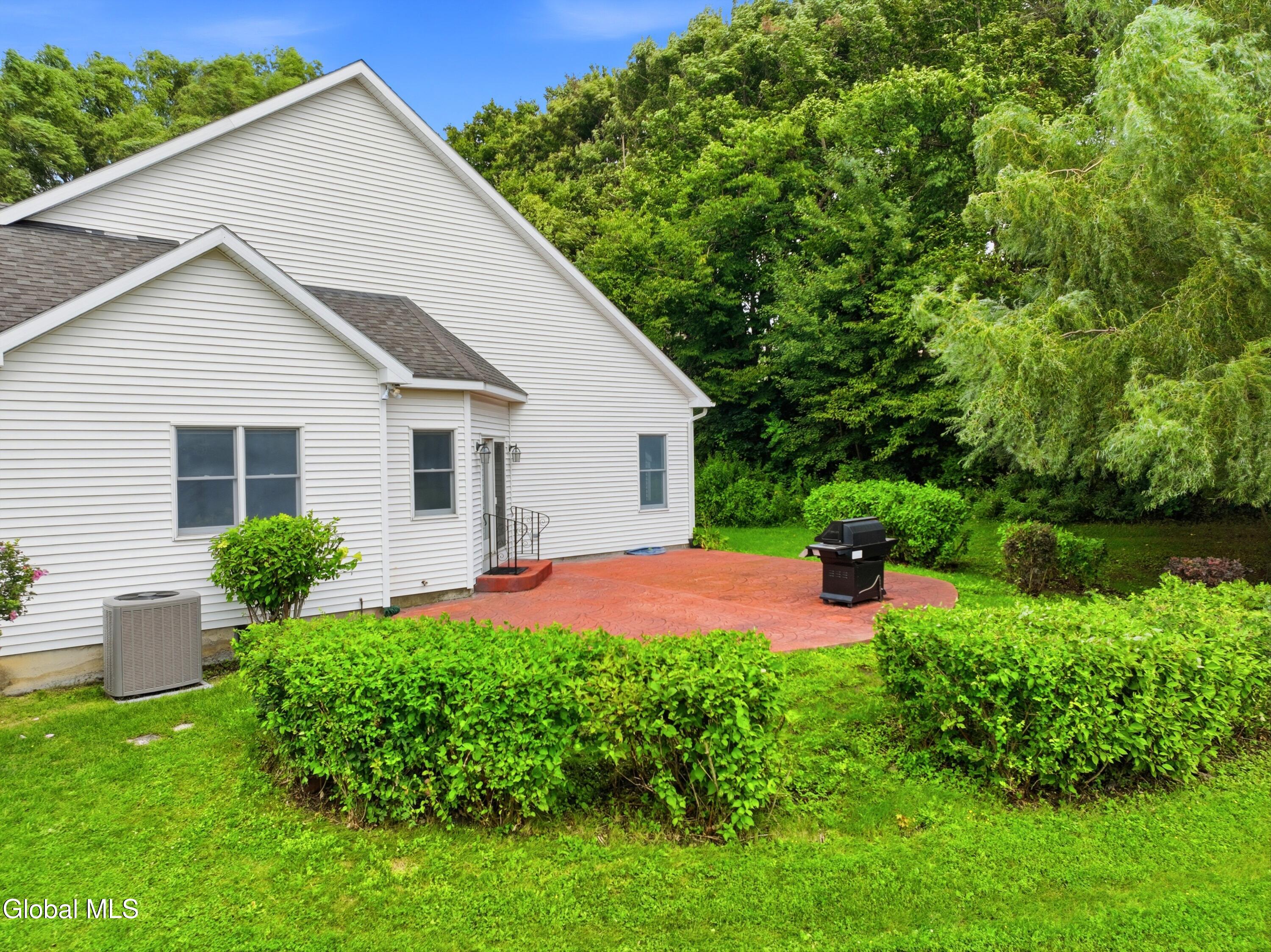 6 Sawyer Place Cohoes NY 12047