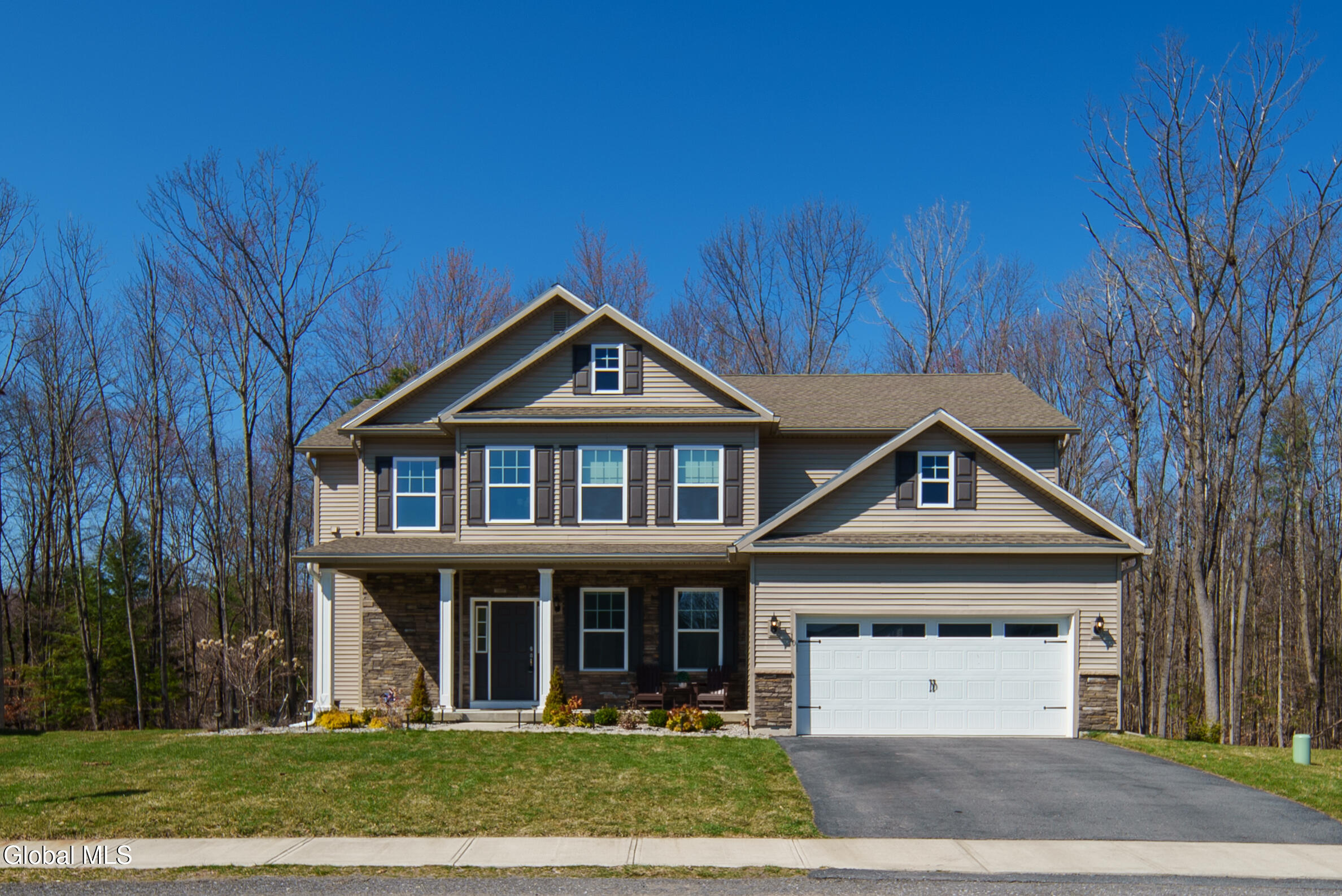 10 Basswood Court Ballston Lake NY 12019