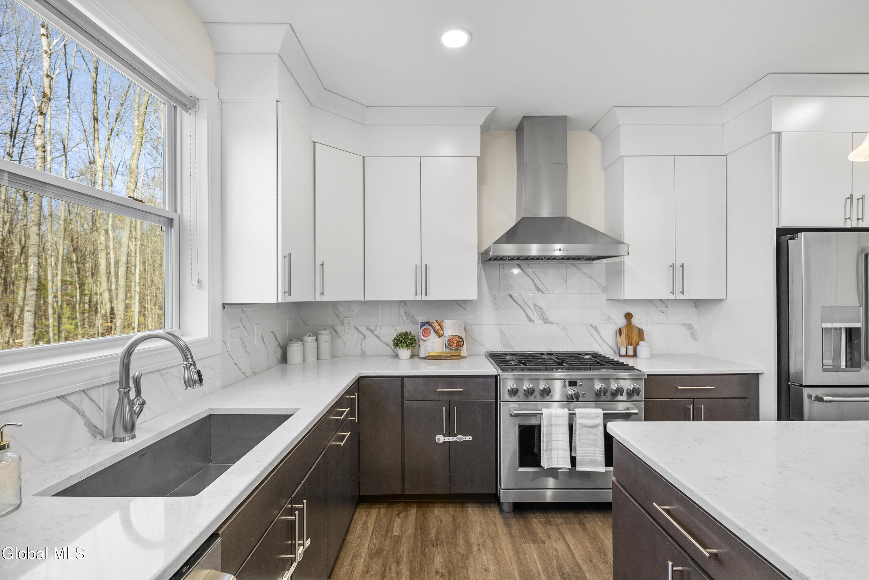 10 Basswood Court Ballston Lake NY 12019