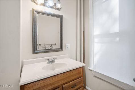 308 Quail Street Albany NY 12208