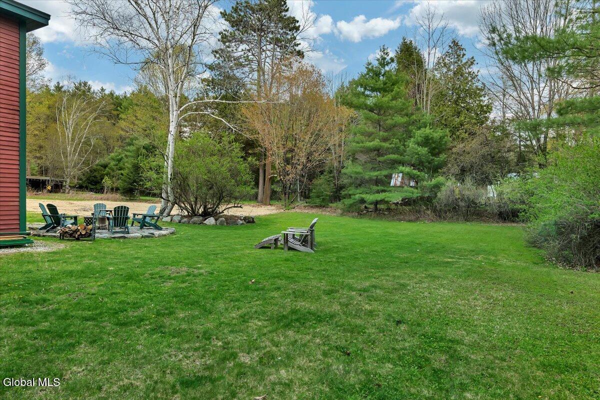 8 Red Wing Road Adirondack NY 12808