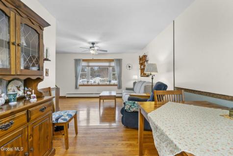 15 Mcclellan Drive Nassau NY 12123