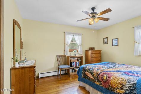 15 Mcclellan Drive Nassau NY 12123