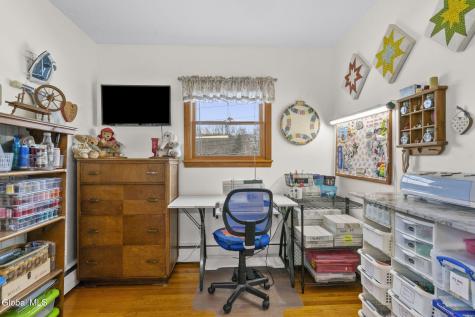 15 Mcclellan Drive Nassau NY 12123