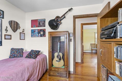 15 Mcclellan Drive Nassau NY 12123