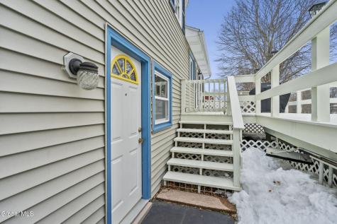 15 Mcclellan Drive Nassau NY 12123