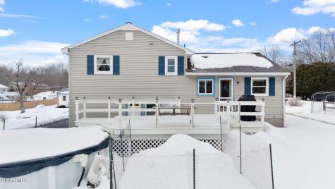 15 Mcclellan Drive Nassau NY 12123