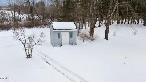 15 Mcclellan Drive Nassau NY 12123