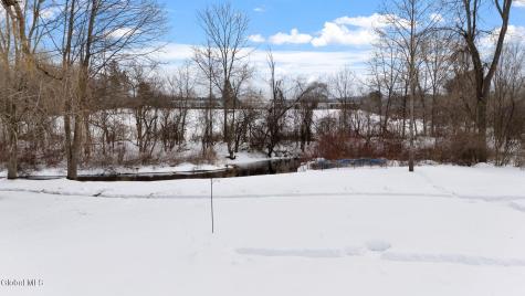 15 Mcclellan Drive Nassau NY 12123